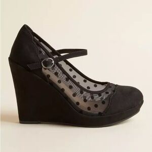 Torrid Black Polka Dot Mesh Wedges size 10.5 wide